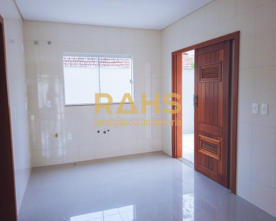 Imagem Casa com 3 Quartos à Venda, 154 m² em Bom Retiro - Joinville Imagem Casa com 3 Quartos à Venda, 154 m² em Bom Retiro - Joinville