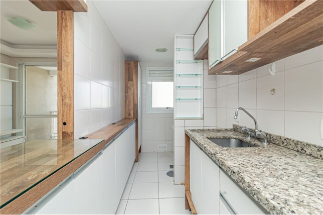 Imagem Imóvel com 2 Quartos à Venda, em Vila Ipiranga - Porto Alegre Imagem Imóvel com 2 Quartos à Venda, em Vila Ipiranga - Porto Alegre