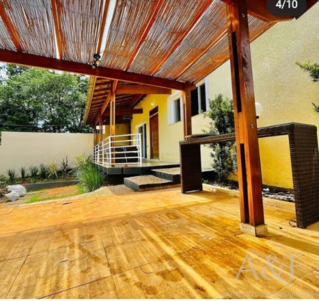 Imagem Casa com 3 Quartos à Venda, 200 m² em Vila Petrópolis - Atibaia Imagem Casa com 3 Quartos à Venda, 200 m² em Vila Petrópolis - Atibaia