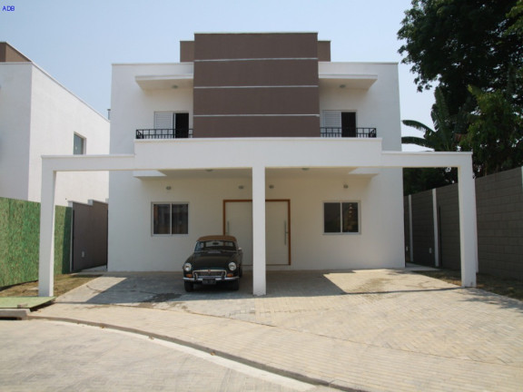 Casa com 2 Quartos à Venda, 119 m² em Vila Areao - Taubaté