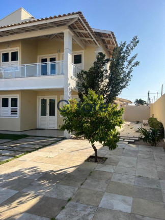 Casa com 4 Quartos à Venda, 432 m² em Sapiranga - Fortaleza