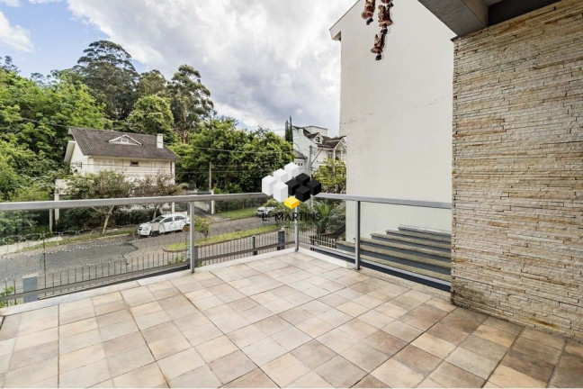 Imagem Casa com 4 Quartos à Venda, 275 m² em Jardim Itu - Porto Alegre