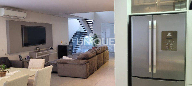 Imagem Casa de Condomínio com 3 Quartos à Venda, 502 m² em Medeiros - Jundiaí Imagem Casa de Condomínio com 3 Quartos à Venda, 502 m² em Medeiros - Jundiaí