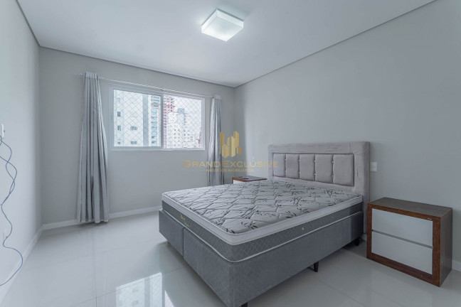 Imagem Apartamento com 3 Quartos à Venda, 127 m² em Pioneiros - Balneário Camboriú Imagem Apartamento com 3 Quartos à Venda, 127 m² em Pioneiros - Balneário Camboriú