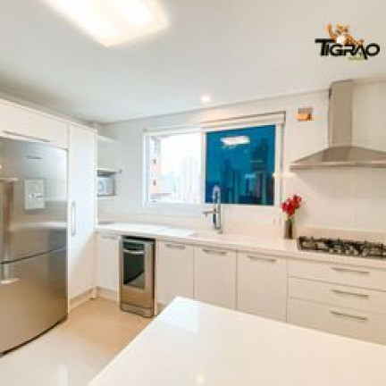 Imagem Apartamento com 3 Quartos à Venda, 139 m² em Centro - Balneário Camboriú Imagem Apartamento com 3 Quartos à Venda, 139 m² em Centro - Balneário Camboriú