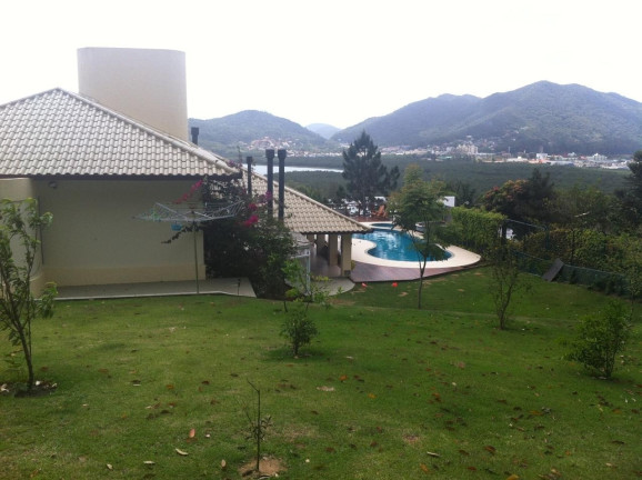 Casa com 6 Quartos à Venda, 493 m² em João Paulo - Florianópolis
