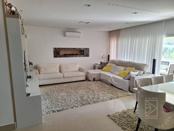 Imagem Casa com 4 Quartos à Venda, 420 m² em Jambeiro - Jambeiro Imagem Casa com 4 Quartos à Venda, 420 m² em Jambeiro - Jambeiro