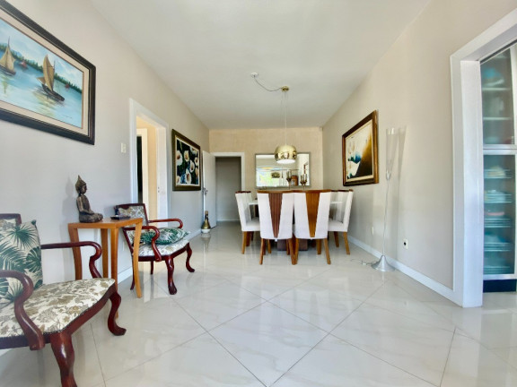 Imagem Casa com 4 Quartos à Venda, 236 m² em Capoeiras - Florianópolis Imagem Casa com 4 Quartos à Venda, 236 m² em Capoeiras - Florianópolis