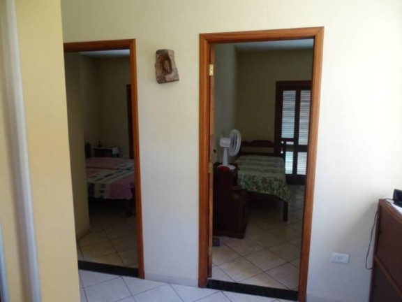 Imagem Sobrado com 3 Quartos à Venda, 275 m² em Indaiá - Caraguatatuba Imagem Sobrado com 3 Quartos à Venda, 275 m² em Indaiá - Caraguatatuba