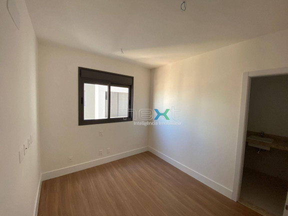 Imagem Apartamento com 3 Quartos à Venda, 181 m² em Centro - Campo Grande