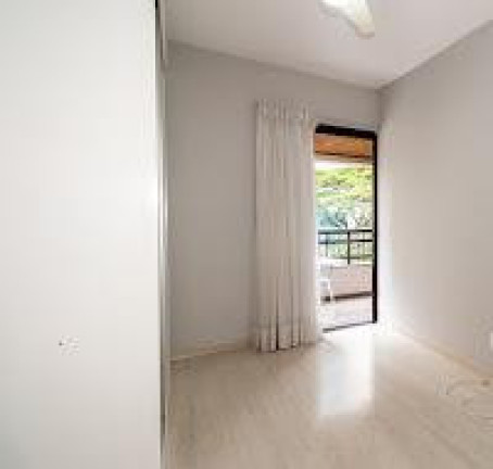 Imagem Apartamento com 4 Quartos para Alugar, 140 m² em Moema - São Paulo
