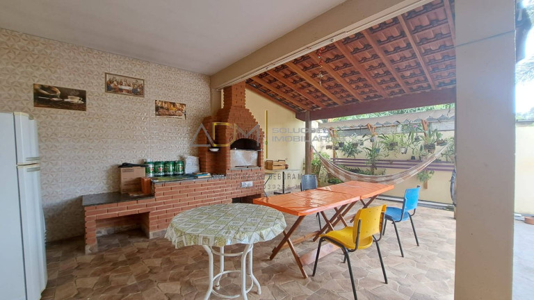 Casa com 3 Quartos à Venda, 3 m² em Centro - Botucatu