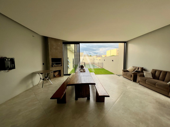 Imagem Casa com 3 Quartos à Venda, 264 m² em Residencial Bella Suíça - Sinop