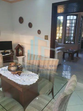 Imagem Casa com 4 Quartos à Venda, 300 m² em Canto Do Forte - Praia Grande