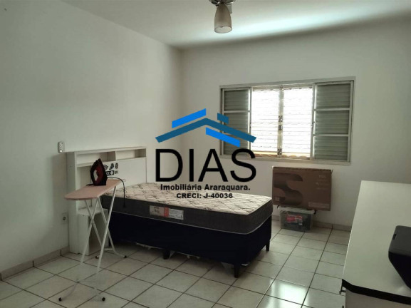 Imagem Casa com 2 Quartos à Venda, 90 m² em Vila Suconasa - Araraquara