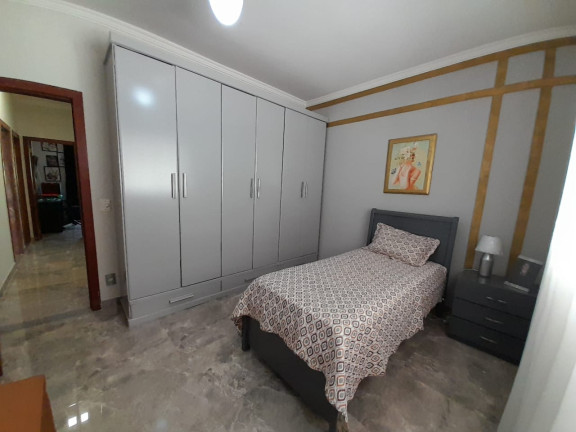 Imagem Casa com 3 Quartos à Venda, 360 m² em Cabral - Contagem