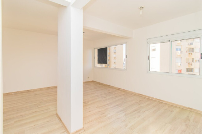 Imagem Imóvel com 2 Quartos à Venda,  em Partenon - Porto Alegre