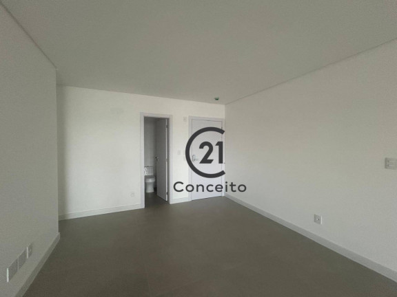 Imagem Apartamento com 3 Quartos à Venda, 130 m² em Estreito - Florianópolis Imagem Apartamento com 3 Quartos à Venda, 130 m² em Estreito - Florianópolis