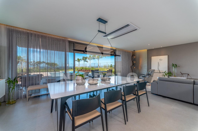 Imagem Casa à Venda, 458 m² em Praia Do Estaleiro - Balneario Camboriu