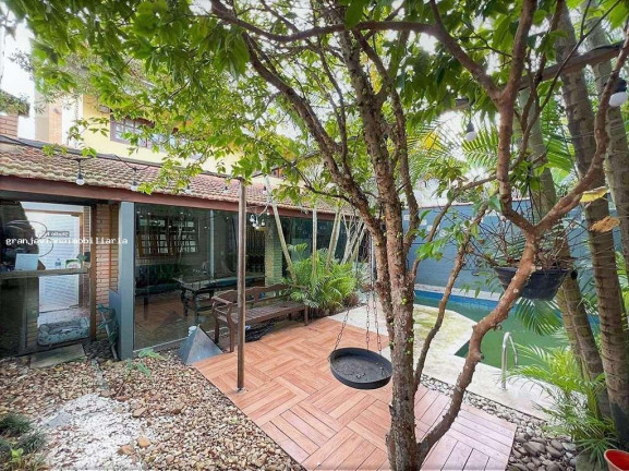 Imagem Casa à Venda, em Jardim Semirami - Cotia Imagem Casa à Venda, em Jardim Semirami - Cotia