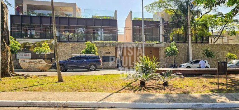 Imagem Casa com 4 Quartos à Venda, 731 m² em Vila Nova Conceição - São Paulo Imagem Casa com 4 Quartos à Venda, 731 m² em Vila Nova Conceição - São Paulo
