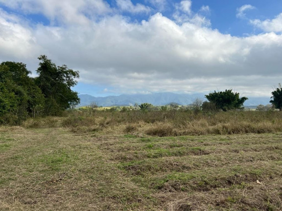 Chácara à Venda, 389 m² em Aterrado - Tremembé