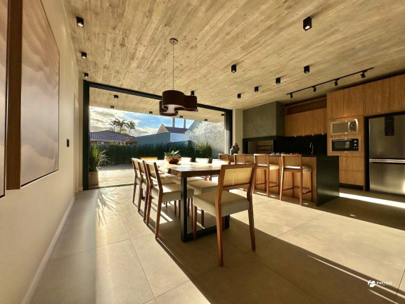 Imagem Casa com 4 Quartos à Venda, 200 m² em Centro - Xangri-la