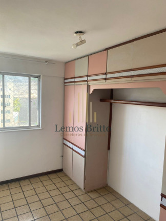 Imagem Imóvel com 3 Quartos à Venda, 68 m² em Acupe De Brotas - Salvador