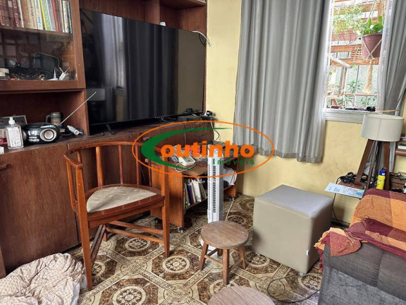 Imagem Casa com 4 Quartos à Venda, 400 m² em Andaraí - Rio De Janeiro Imagem Casa com 4 Quartos à Venda, 400 m² em Andaraí - Rio De Janeiro