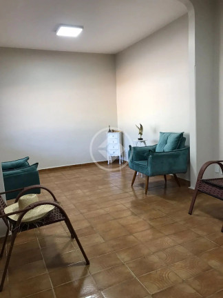 Imagem Casa com 3 Quartos à Venda, 213 m² em Setor Bueno - Goiânia Imagem Casa com 3 Quartos à Venda, 213 m² em Setor Bueno - Goiânia