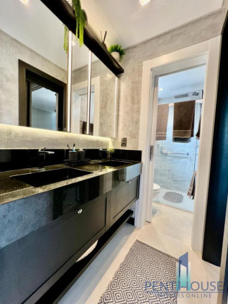 Imagem Apartamento com 3 Quartos à Venda, 120 m² em Centro - Balneário Camboriú Imagem Apartamento com 3 Quartos à Venda, 120 m² em Centro - Balneário Camboriú
