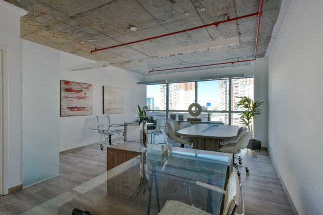 Imagem Sala Comercial à Venda, 82 m² em Petrópolis - Porto Alegre Imagem Sala Comercial à Venda, 82 m² em Petrópolis - Porto Alegre