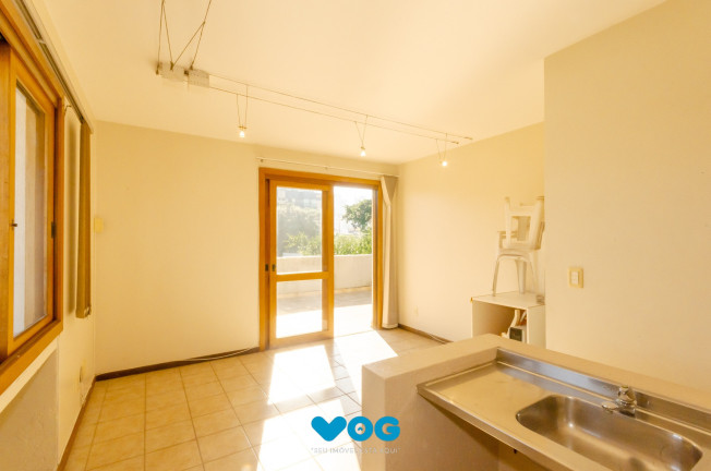 Imagem Imóvel com 2 Quartos à Venda, 135 m² em Petrópolis - Porto Alegre Imagem Imóvel com 2 Quartos à Venda, 135 m² em Petrópolis - Porto Alegre