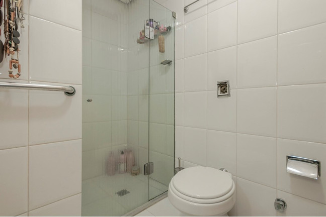 Imagem Cobertura com 3 Quartos à Venda, 210 m² em Menino Deus - Porto Alegre Imagem Cobertura com 3 Quartos à Venda, 210 m² em Menino Deus - Porto Alegre