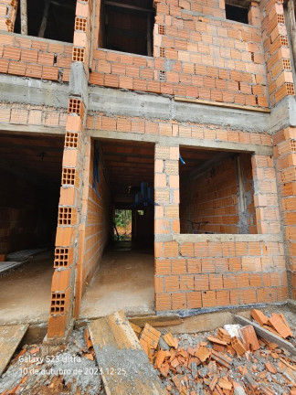 Sobrado com 2 Quartos à Venda, 76 m² em Nova Brasília - Joinville