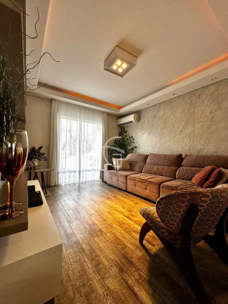 Imagem Casa com 3 Quartos à Venda, em Glória - Joinville Imagem Casa com 3 Quartos à Venda, em Glória - Joinville