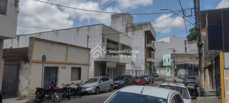 Imagem Casa com 3 Quartos à Venda, 120 m² em Centro - Mantena Imagem Casa com 3 Quartos à Venda, 120 m² em Centro - Mantena