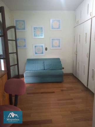 Imagem Sobrado com 4 Quartos à Venda, 205 m² em Horto - São Paulo Imagem Sobrado com 4 Quartos à Venda, 205 m² em Horto - São Paulo