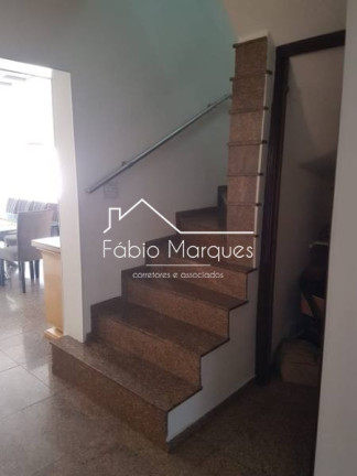Imagem Sobrado com 5 Quartos à Venda, em Vila Antonieta - São Paulo Imagem Sobrado com 5 Quartos à Venda, em Vila Antonieta - São Paulo