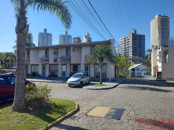 Imagem Casa de Condomínio com 2 Quartos à Venda, 55 m² em Ariribá - Balneário Camboriú