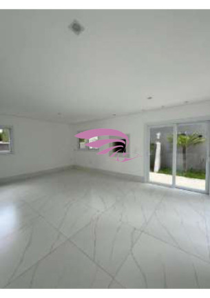 Imagem Casa com 3 Quartos à Venda, 400 m² em Santo Inácio - Curitiba Imagem Casa com 3 Quartos à Venda, 400 m² em Santo Inácio - Curitiba
