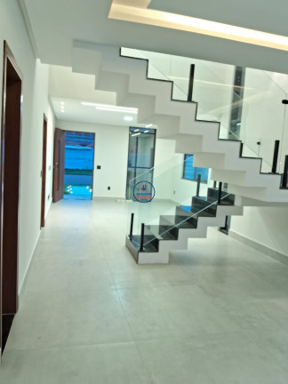 Imagem Casa com 4 Quartos para Alugar ou Temporada, 352 m² em Cajupiranga - Parnamirim