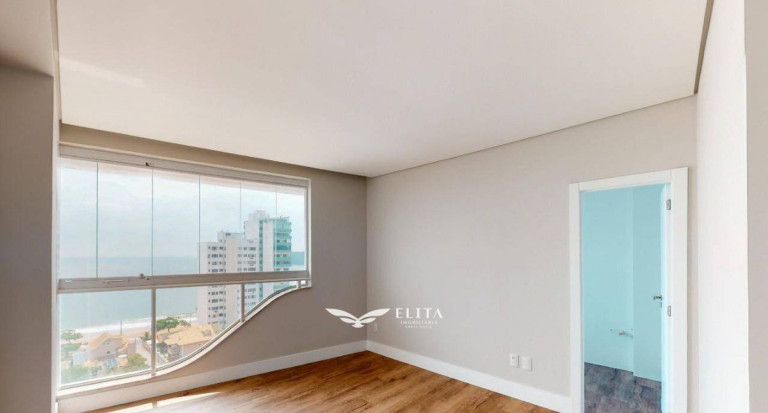Imagem Cobertura com 4 Quartos à Venda, 276 m² em Cabeçudas - Itajaí