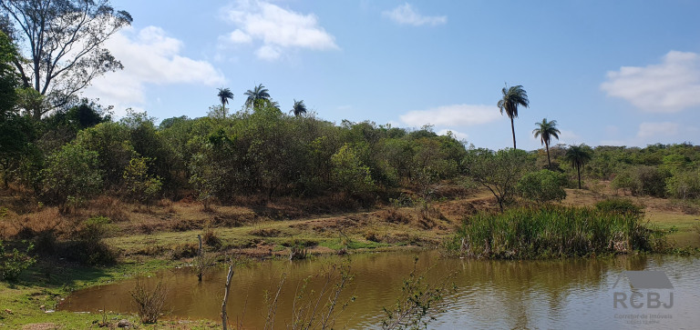 Imagem Terreno à Venda, em Novo Retiro - Esmeraldas Imagem Terreno à Venda, em Novo Retiro - Esmeraldas