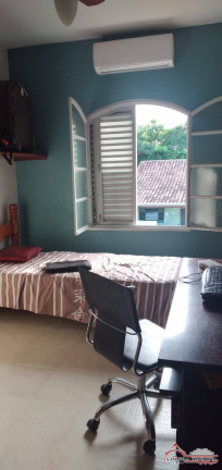 Imagem Casa com 3 Quartos à Venda, 360 m² em Jardim Santa Maria - Jacareí Imagem Casa com 3 Quartos à Venda, 360 m² em Jardim Santa Maria - Jacareí