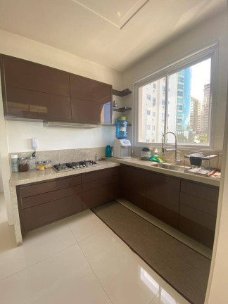 Imagem Apartamento com 4 Quartos à Venda, 260 m² em Meia Praia - Itapema Imagem Apartamento com 4 Quartos à Venda, 260 m² em Meia Praia - Itapema