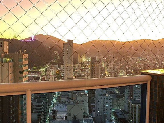 Imagem Apartamento com 3 Quartos à Venda, 252 m² em Centro - Balneário Camboriú Imagem Apartamento com 3 Quartos à Venda, 252 m² em Centro - Balneário Camboriú