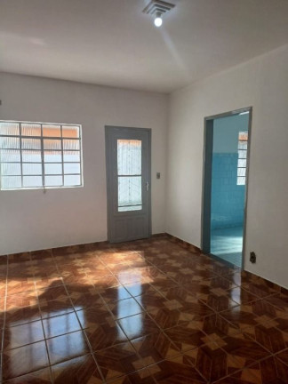 Imagem Casa com 2 Quartos para Alugar, 108 m² em Jardim Santa Helena - Suzano