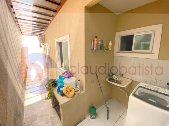 Imagem Casa com 3 Quartos à Venda, 80 m² em Centro - Eusébio