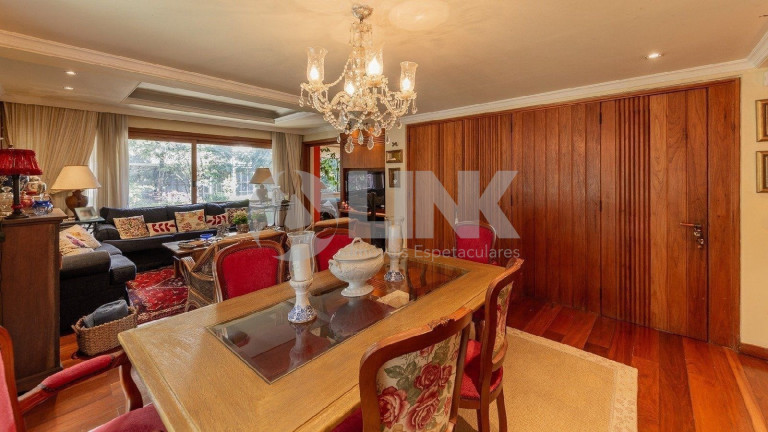 Imagem Apartamento com 3 Quartos à Venda, 246 m² em Petrópolis - Porto Alegre Imagem Apartamento com 3 Quartos à Venda, 246 m² em Petrópolis - Porto Alegre